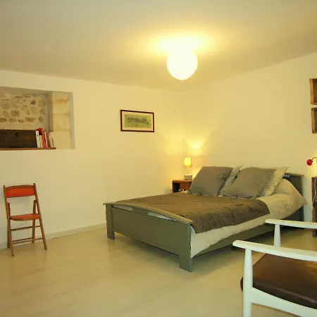 Joli Au Coeur Du Vieux Village Tatil Evi Eyragues